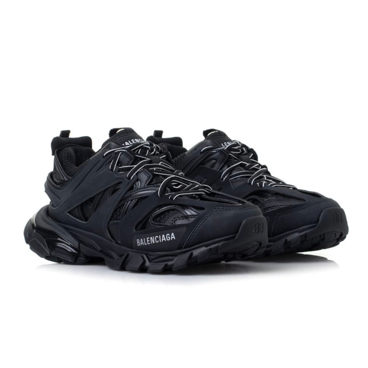 Tracks Black sneakers