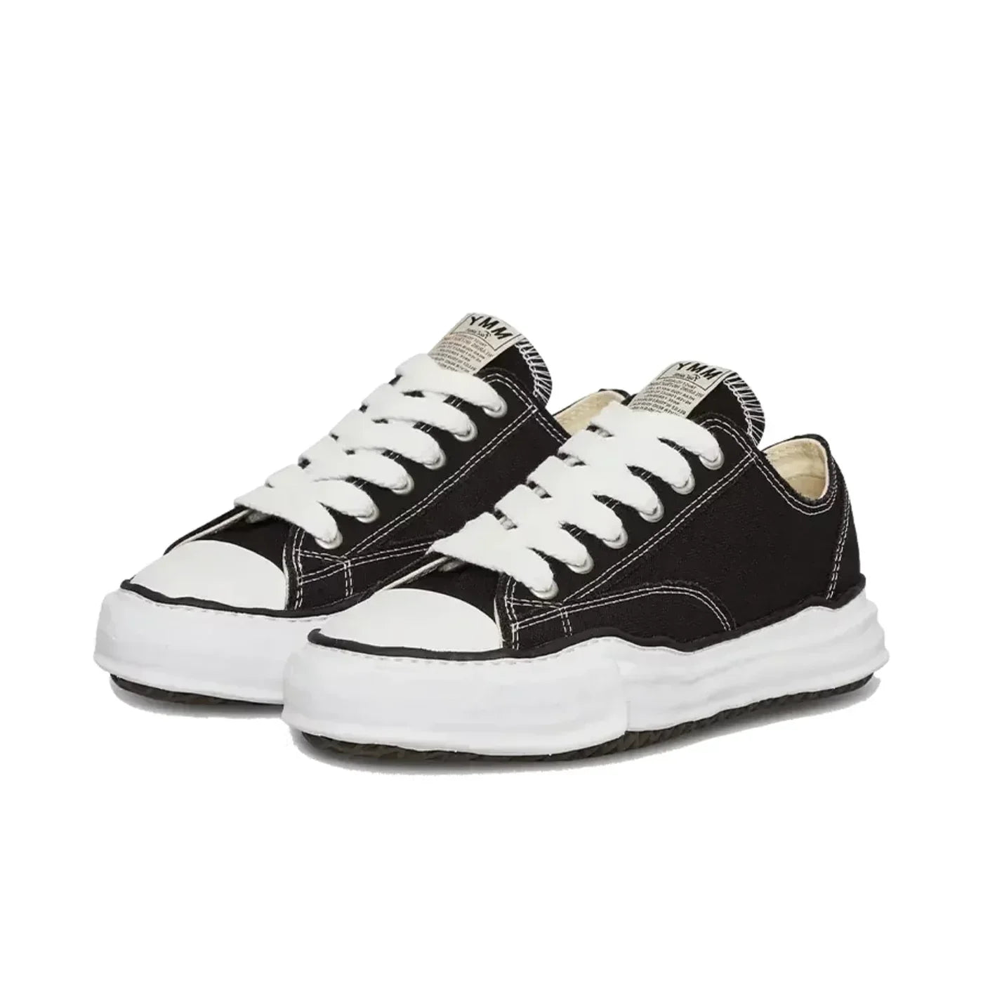 Black chunky sneakers